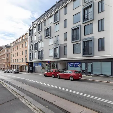 Modern 2 Bedroom In Centre Appartement *